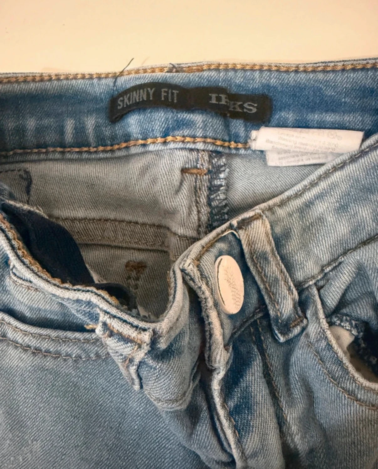 Jeans skinny IKKS claro lavado - Tamanho 4 anos (104 cm) – photo 7